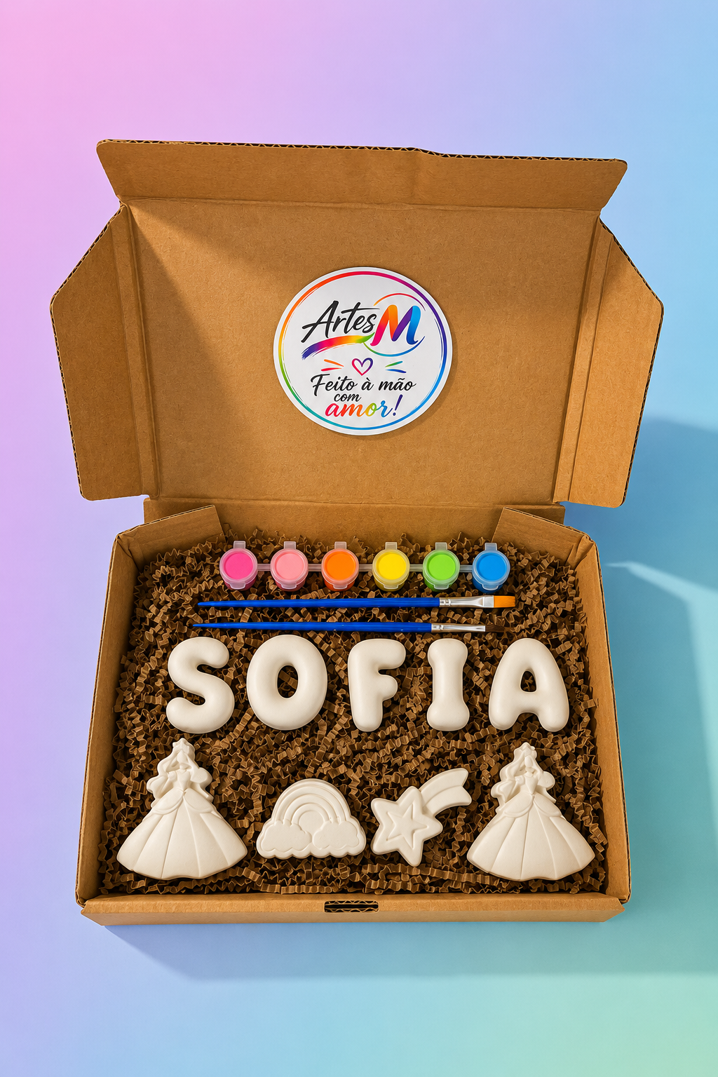 Caixa personalizada com nome em Letras Bubble, princesas, arco-íris e estrela de gesso, tintas e pincéis